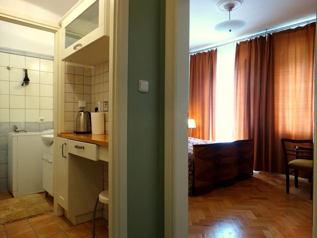 Mieszkanko Kolo Zamku Varsovie Chambre photo